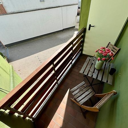 Das Blaue Tuerchen - Wohnung Mit Beamer Und Kicker بريمرهافن المظهر الخارجي الصورة