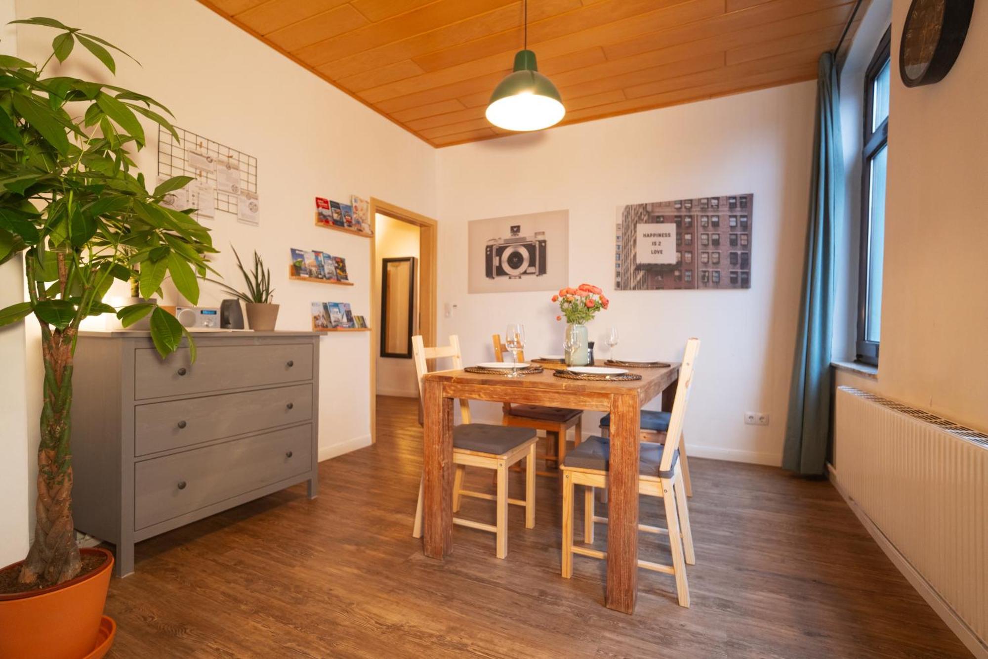 Das Blaue Tuerchen - Wohnung Mit Beamer Und Kicker بريمرهافن المظهر الخارجي الصورة
